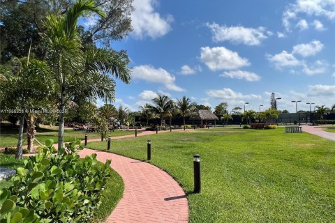 Condominio en venta en Deerfield Beach, Florida, 1 dormitorio, 66.8 m2 № 1861383 - foto 27