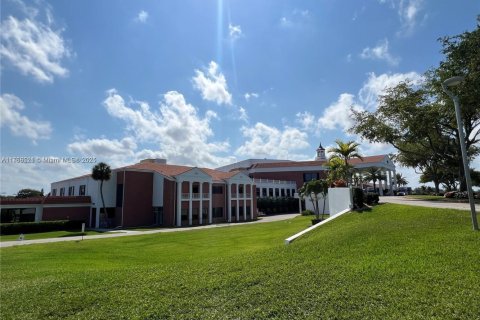 Condominio en venta en Deerfield Beach, Florida, 1 dormitorio, 66.8 m2 № 1861383 - foto 14