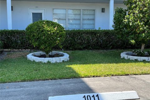 Condominio en venta en Deerfield Beach, Florida, 1 dormitorio, 66.8 m2 № 1861383 - foto 2