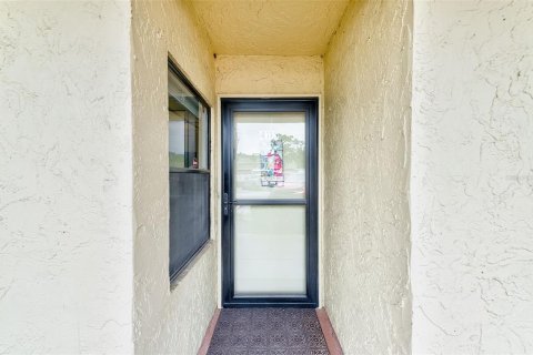 Condo in Largo, Florida, 2 bedrooms  № 1749367 - photo 29