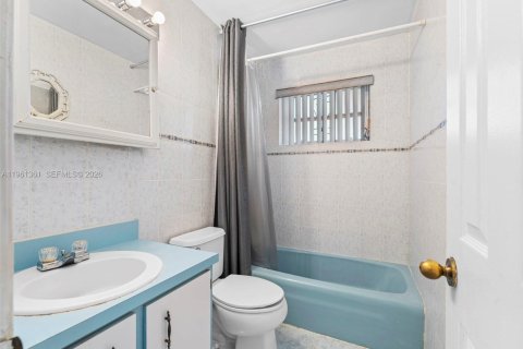 Купить виллу или дом в Майами, Флорида 4 спальни, 151.99м2, № 2023363 - фото 23