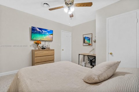 Villa ou maison à vendre à Miami, Floride: 5 chambres, 152.73 m2 № 2406125 - photo 21