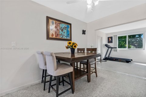 Villa ou maison à vendre à Miami, Floride: 5 chambres, 152.73 m2 № 2406125 - photo 28