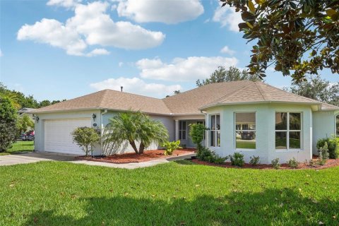 House in Leesburg, Florida 2 bedrooms, 208.29 sq.m. № 1689859 - photo 3