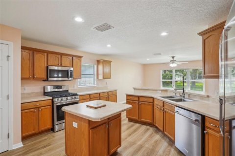 House in Leesburg, Florida 2 bedrooms, 208.29 sq.m. № 1689859 - photo 16