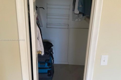 Copropriété à vendre à Pembroke Pines, Floride: 1 chambre, 83.61 m2 № 1977282 - photo 10