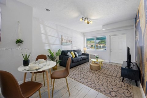 Propiedad comercial en venta en Fort Lauderdale, Florida № 2089044 - foto 18