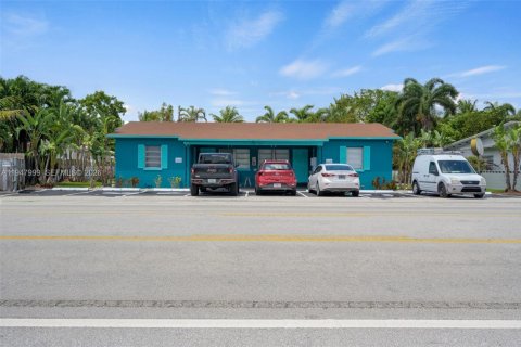 Propiedad comercial en venta en Fort Lauderdale, Florida № 2089044 - foto 6