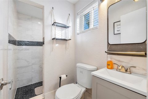 Propiedad comercial en venta en Fort Lauderdale, Florida № 2089044 - foto 30