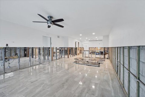 Condo in Sarasota, Florida, 2 bedrooms  № 1548501 - photo 9