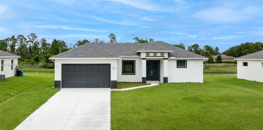 Villa ou maison à Lehigh Acres, Floride 3 chambres № 1970010