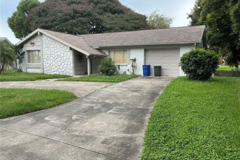 Villa ou maison à New Port Richey, Floride 2 chambres, 111.48 m2 № 2364945