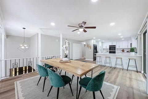 Купить виллу или дом в Семинол, Флорида 5 комнат, 246.56м2, № 2143064 - фото 18