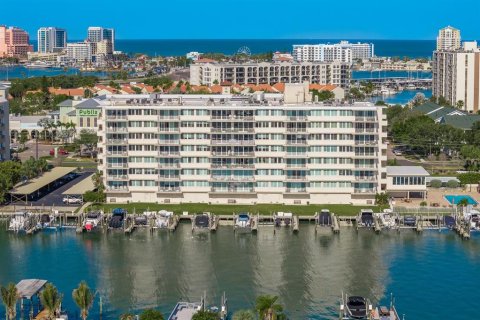 Condo in Clearwater, Florida, 2 bedrooms  № 2220259