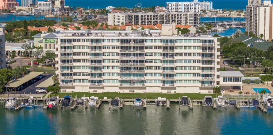 Condo in Clearwater, Florida, 2 bedrooms  № 2220259