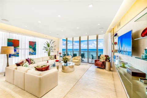 Condo in Bal Harbour, Florida, 3 bedrooms  № 1779735 - photo 4