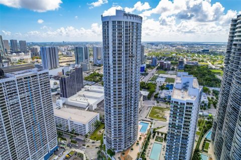Condominio en venta en Miami, Florida, 37.25 m2 № 1811399 - foto 19