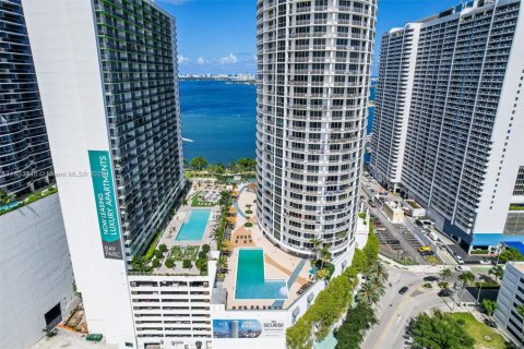 Condominio en venta en Miami, Florida, 37.25 m2 № 1811399 - foto 15