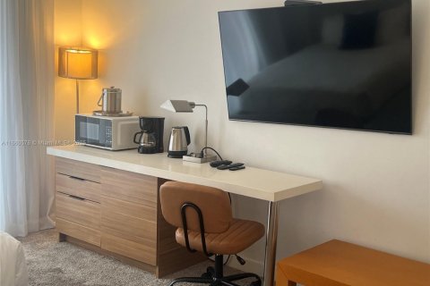 Copropriété à vendre à Hallandale Beach, Floride: 2 chambres, 94.76 m2 № 1961640 - photo 10