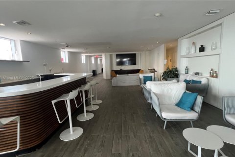 Copropriété à vendre à Hallandale Beach, Floride: 2 chambres, 94.76 m2 № 1961640 - photo 26