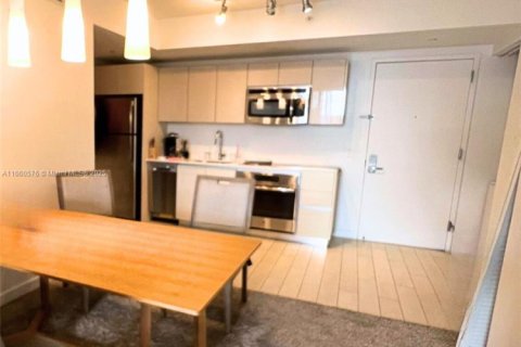 Copropriété à vendre à Hallandale Beach, Floride: 2 chambres, 94.76 m2 № 1961640 - photo 18