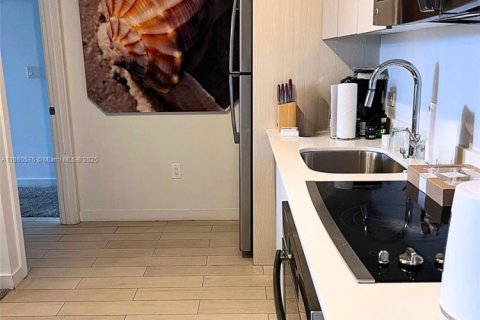 Copropriété à vendre à Hallandale Beach, Floride: 2 chambres, 94.76 m2 № 1961640 - photo 20