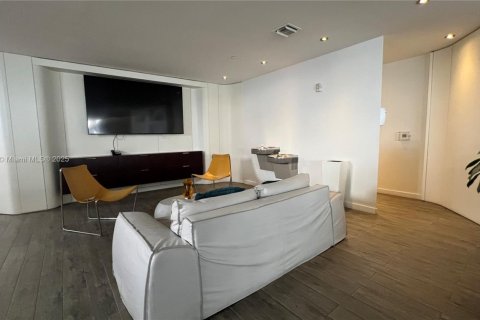 Copropriété à vendre à Hallandale Beach, Floride: 2 chambres, 94.76 m2 № 1961640 - photo 27