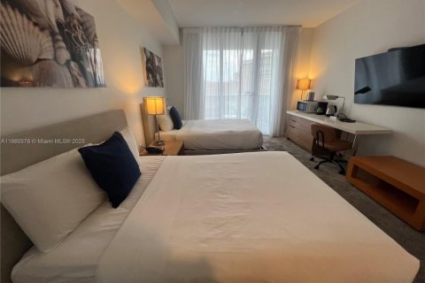 Copropriété à vendre à Hallandale Beach, Floride: 2 chambres, 94.76 m2 № 1961640 - photo 8