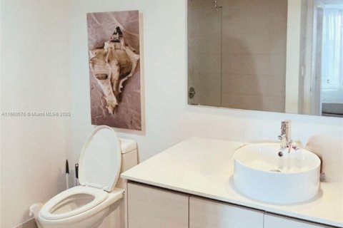 Copropriété à vendre à Hallandale Beach, Floride: 2 chambres, 94.76 m2 № 1961640 - photo 21