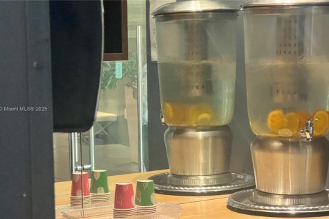 Copropriété à vendre à Hallandale Beach, Floride: 2 chambres, 94.76 m2 № 1961640 - photo 30