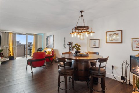 Condo in Aventura, Florida, 2 bedrooms  № 2082653