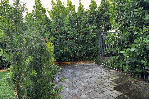 Купить виллу или дом в Уэстлейк, Флорида 4 спальни, № 1987689 - фото 29