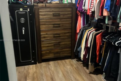 Villa ou maison à vendre à Westlake, Floride: 4 chambres № 1987689 - photo 18