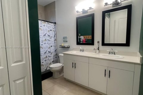 Villa ou maison à vendre à Westlake, Floride: 4 chambres № 1987689 - photo 17