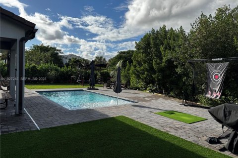 Купить виллу или дом в Уэстлейк, Флорида 4 спальни, № 1987689 - фото 21