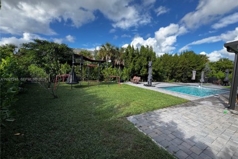 Купить виллу или дом в Уэстлейк, Флорида 4 спальни, № 1987689 - фото 22