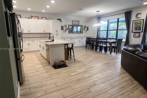 Villa ou maison à vendre à Westlake, Floride: 4 chambres № 1987689 - photo 14