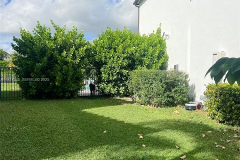 Villa ou maison à vendre à Westlake, Floride: 4 chambres № 1987689 - photo 6