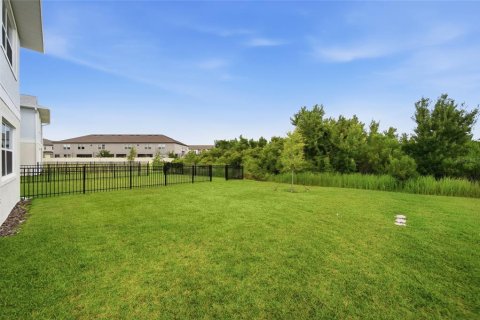 Adosado en venta en Wesley Chapel, Florida, 3 dormitorios, 198.07 m2 № 2151553 - foto 18