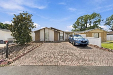 Villa ou maison à Tampa, Floride 3 chambres, 122.82 m2 № 2390736