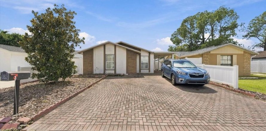 Villa ou maison à Tampa, Floride 3 chambres, 122.82 m2 № 2390736