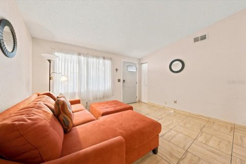 Villa ou maison à vendre à Tampa, Floride: 3 chambres, 122.82 m2 № 2390736 - photo 4