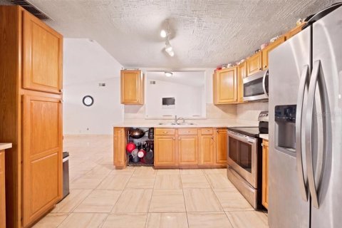 Villa ou maison à vendre à Tampa, Floride: 3 chambres, 122.82 m2 № 2390736 - photo 14