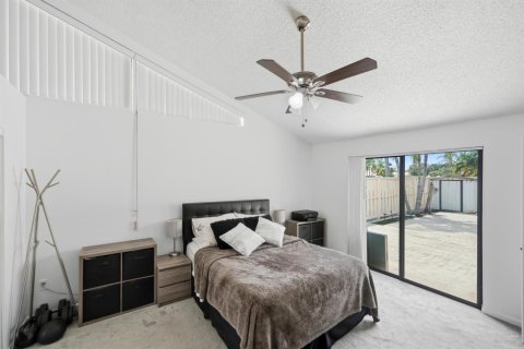 Townhouse in Palm Beach Gardens, Florida 3 bedrooms, 118.54 sq.m. № 2338073 - photo 24