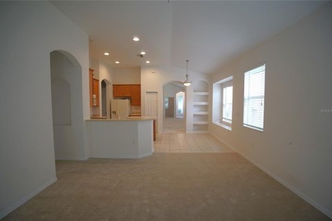 Casa en alquiler en Wesley Chapel, Florida, 3 dormitorios, 174.93 m2 № 1832140 - foto 2