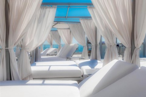 Condo in Fort Lauderdale, Florida, 3 bedrooms  № 2003431 - photo 23