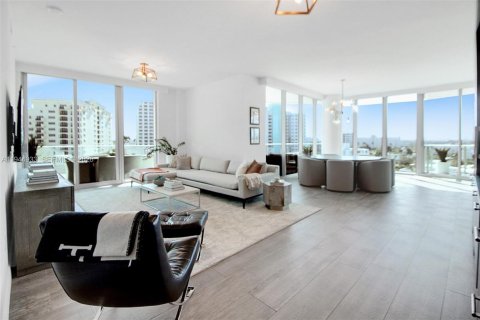 Condo in Fort Lauderdale, Florida, 3 bedrooms  № 2003431 - photo 26