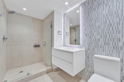Copropriété à louer à Miami, Floride: 3 chambres, 169.55 m2 № 1946413 - photo 11