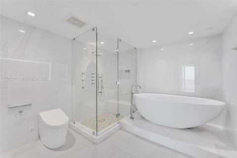 Copropriété à louer à Miami, Floride: 3 chambres, 169.55 m2 № 1946413 - photo 8