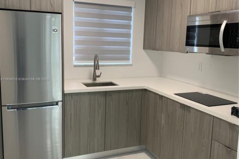 Appartement à louer à Miami, Floride: 279.26 m2 № 1960699 - photo 4